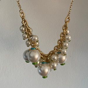 LIKE NEW Lilly Pulitzer Pearl Statement Necklace